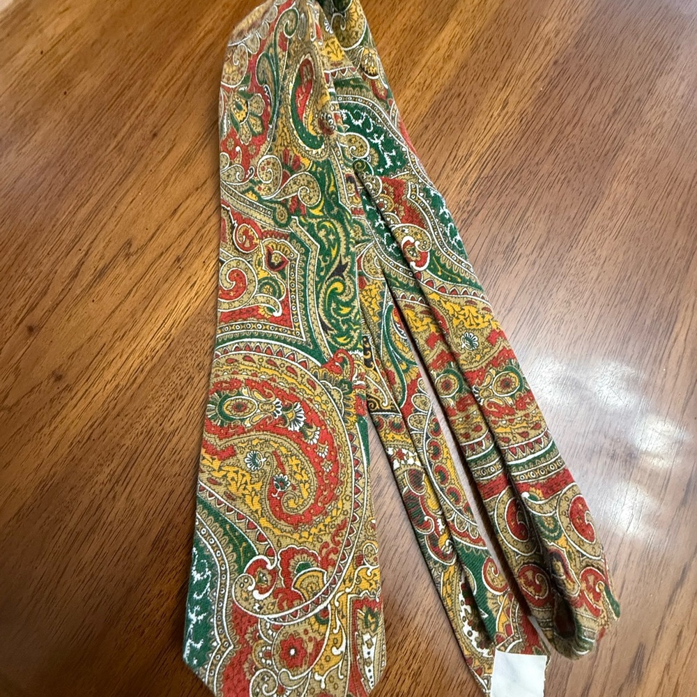Vintage Ivey's Paisley Silk Tie in Red, Green & Gold